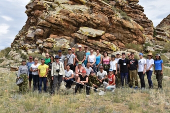 Участики летней школы на кластерном участке «Ямаалыг» заповедника «Убсунурская котловина»