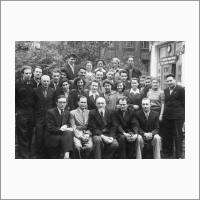 Группа выпускников МХТИ 1954год