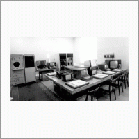 1977 Разработано и изготовлено оригинальное устройство ввода графической и текстовой информации “Граф” (Г.П. Ульянов, А.Р. Маслов). В 1980г	“Граф” запатентован в ГДР и США, в 1981г - в Великобритании и ФРГ, в 1984г -в Австрии.