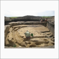 D.N. Yenshin, D.N. Isaev, D.A. Belonogov at the settlement of Mergen 6, Ishim district, Tyum region, expedition 2010. Institute for the Problems of North Development, Tyumen Scientific Center, SB RAS.