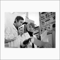 Gennady Echevski and Kazimira Ione in the Laboratory of zeolite catalysts, 1982