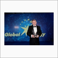 Валентин Пармон - лауреат премии «Глобальная энергия». Фотография предоставлена пресс-службой премии «Глобальная энергия», 2016 г.