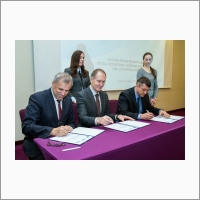 Signing the General Agreement on collaboration between Boreskov Institute of Catalysis SB RAS, PAO “Gazprom neft” and OOO “Gazpromneft-Kataliticheskie Sistemy”