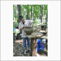 V.V. Ilyushin in the Samara expedition for the experimental study of pottery, 2012. Institute for the Problems of the Development of the North, Tyumen Scientific Center, SB RAS.