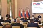 Андрей Травников выступает на VI Форуме регионов России и Беларуси.