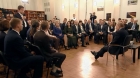 Андрей Юрченко выступает с инициативой на встрече Владимира Путина с представителями общественности 