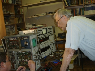 Заведующий лаборатории геофизики криогенеза, г.н.с., д.ф-м.н. Бордонский Г.С. Чита (Забайкалье), лаборатория геофизики криогенеза.