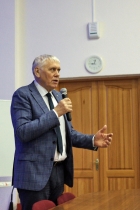 Александр Латышев. Фото Пресс-службы ИФП СО РАН