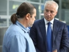 Владимир Мазур (справа) в ИФПМ СО РАН 