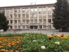 Старый главный корпус НГУ 