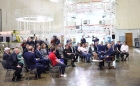 Владимир Путин и молодые учёные и специалисты космической отрасли.